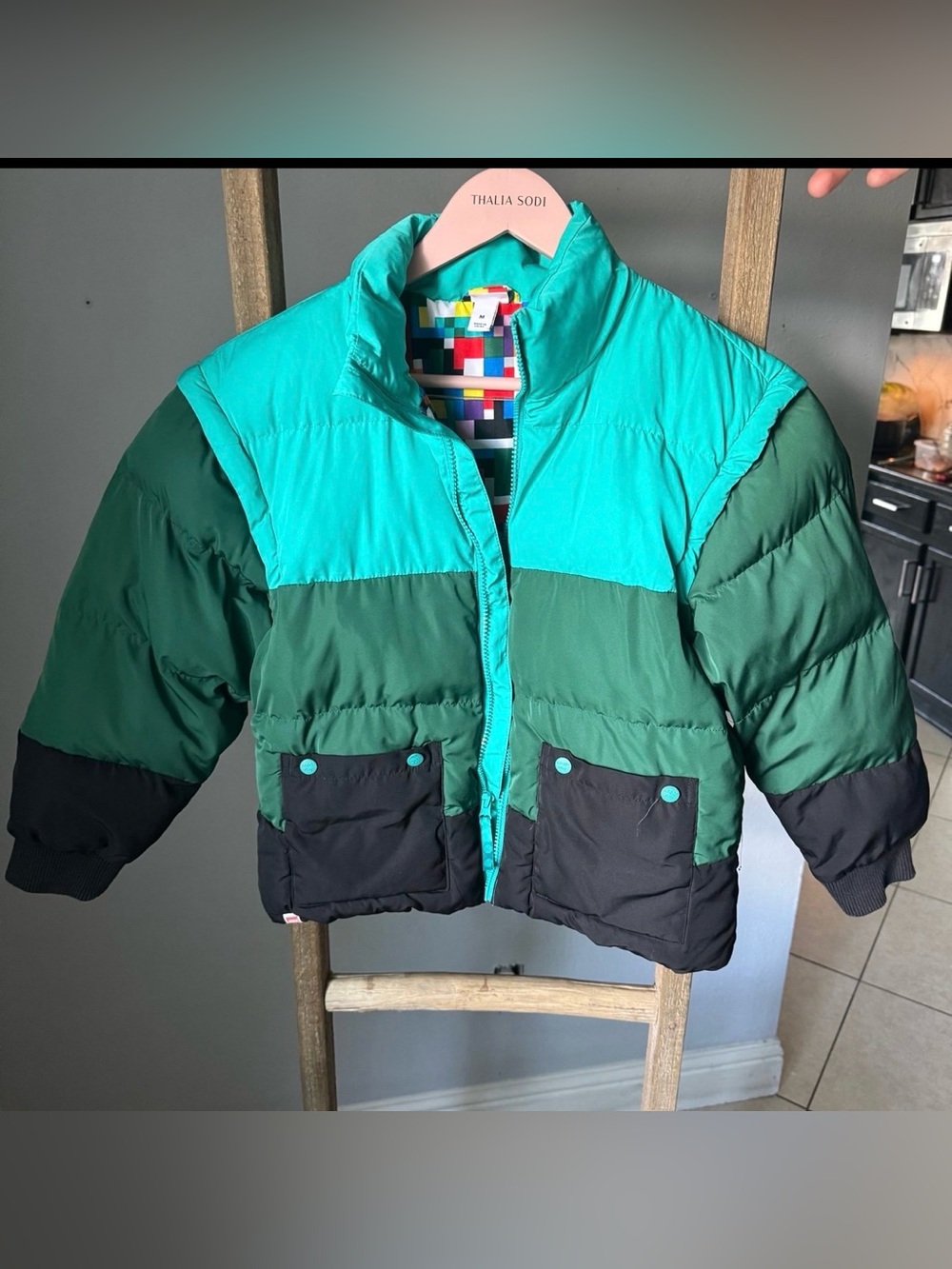 LEGO kids multicolor puff jacket
Size Medium
Like new condition
Unisex kids